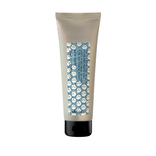THIS IS A STRONG HOLD CREAM GEL - Super strong hold hair gel